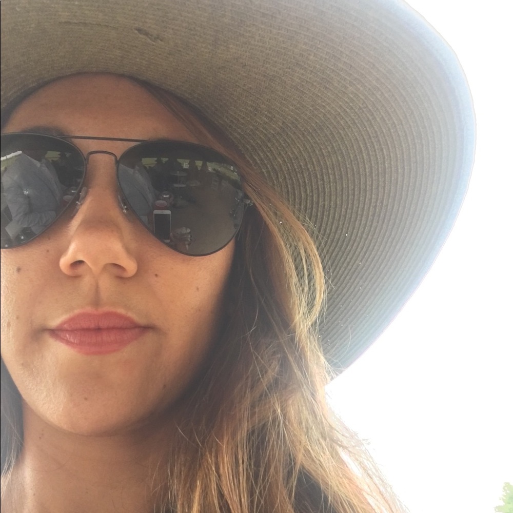 Meet your Posher, Kahea